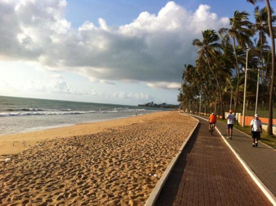 Condominio A Beira Mar - Praia Cruz Das Almas - Maceio